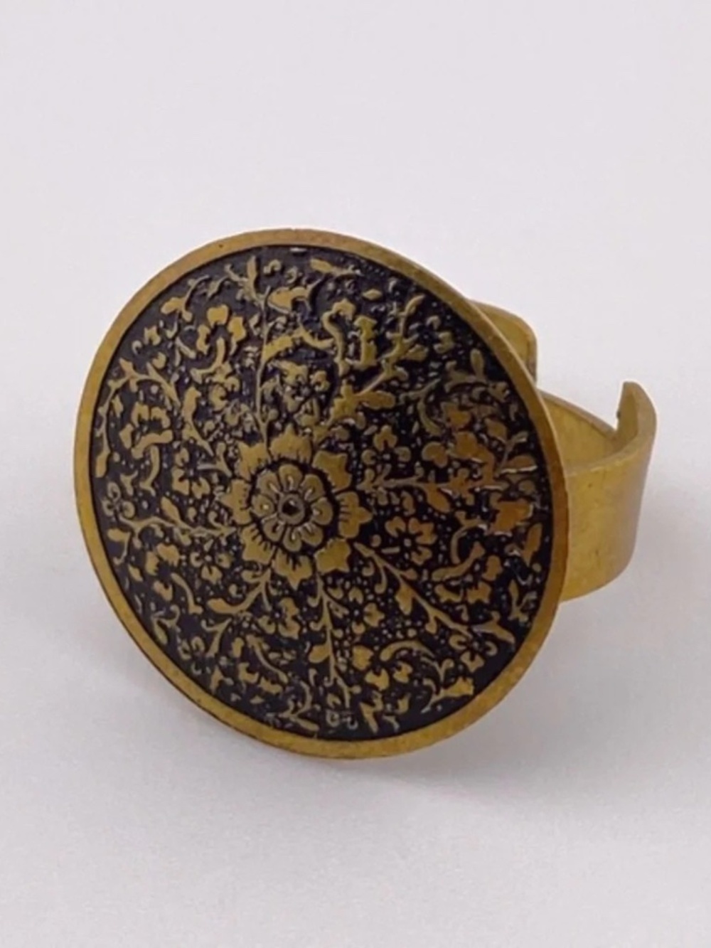(4) Floral Round Ring Adjustable Size